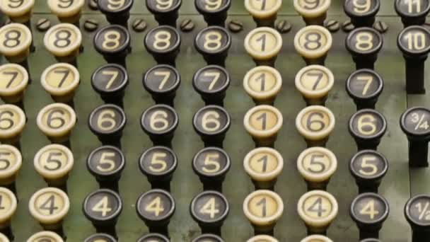 boutons poussoirs classiques avec numéros 