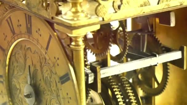 Vecchia versione di un orologio vintage — Video Stock