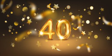 Kırk numara şeklindeki altın balon yumuşak bokeh ışıkları ve dağınık altın yıldızlar ve kurdelelerle dolu karanlık bir zemin üzerine kurulmuş, neşeli ve kutlayıcı bir atmosfer yaratıyor..