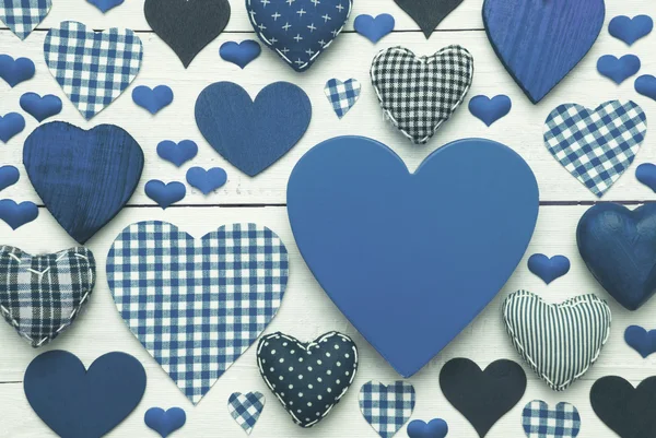 Carte de voeux bleue avec texture de coeur, espace de copie — Photo