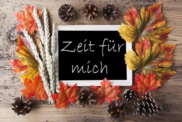 Lavagna con la decorazione di autunno, Zeit significa tempo — Foto Stock