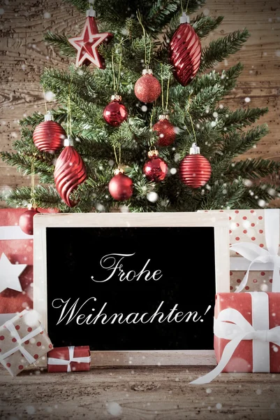 Árbol nostálgico con Frohe Weihnachten significa Feliz Navidad —  Fotos de Stock