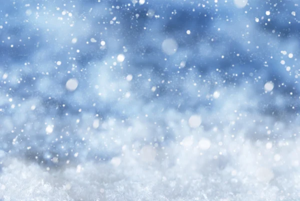 Fundo azul do Natal com neve, Snwoflakes — Fotografia de Stock