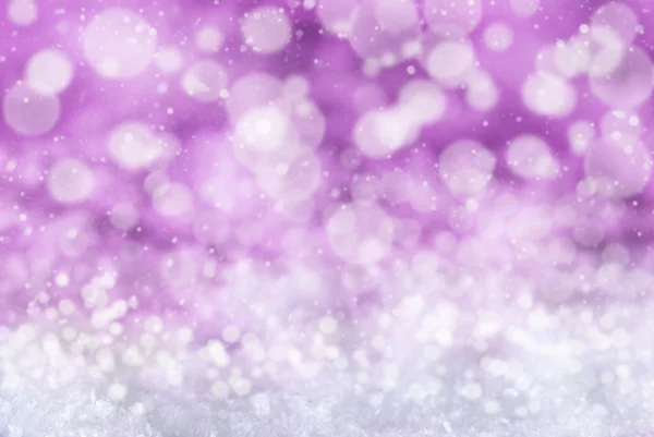 Fundo de Natal rosa com neve, Snwoflakes e Bokeh — Fotografia de Stock