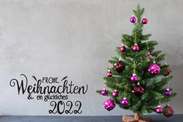 Árbol de Navidad, Bola Púrpura, Glueckliches 2022 Significa Happ 2022 — Foto de Stock