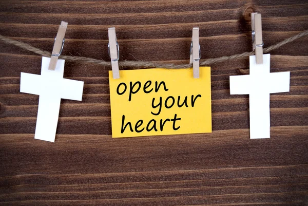 Etiqueta amarilla con cita de vida Abre tu corazón — Foto de Stock