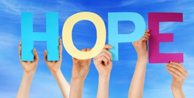 İnsanlar renkli düz Word umut mavi gökyüzü tutun