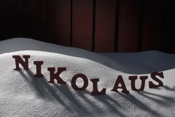 Allemand Nikolaus signifie Père Noël sur la neige — Photo