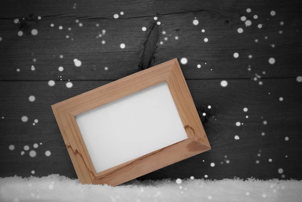 Tarjeta gris de Navidad con marco de imagen, espacio de copia, copos de nieve — Foto de Stock