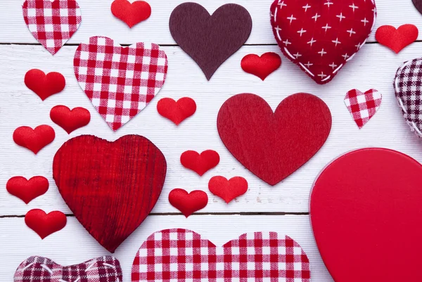 Textura de corações vermelhos, texto Feliz Dia dos Namorados — Fotografia de Stock