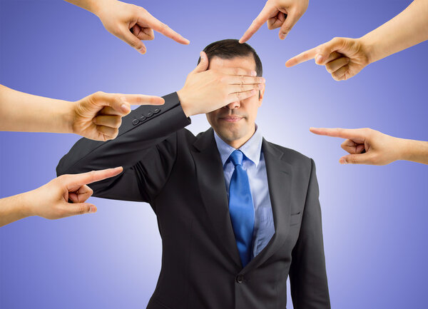 издевательства над бизнесменом
