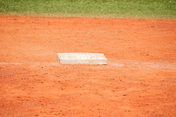 Base no campo de beisebol — Fotografia de Stock