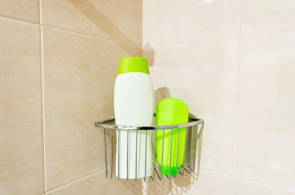 Flaschen Shampoo und Gel — Stockfoto