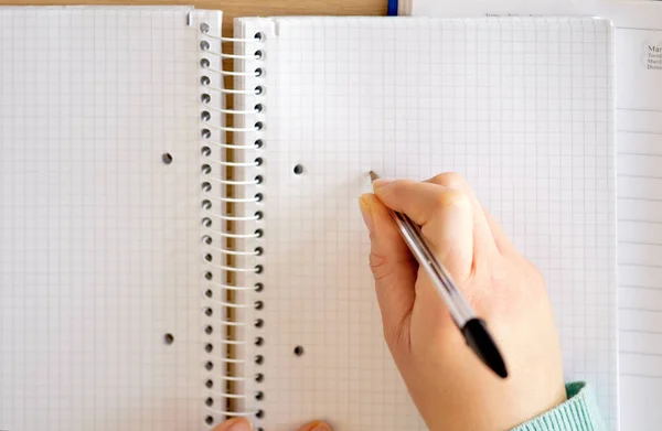 High Angle Shot Woman Sitting Table Writing Her Notepad — Stock Photo, Image