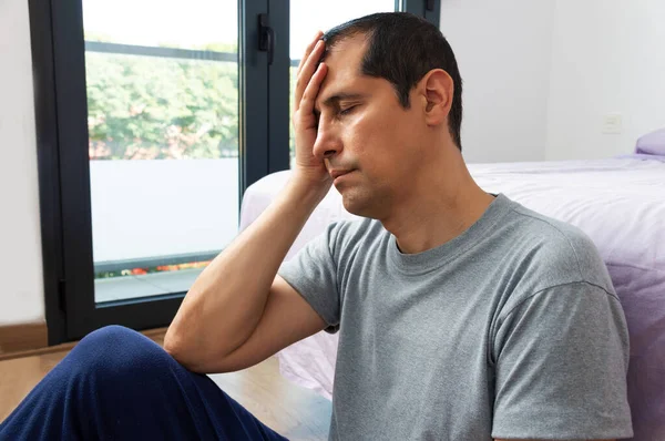 Cropped Shot Handsome Young Man Sitting Foot His Bed Feeling — Stock Photo, Image