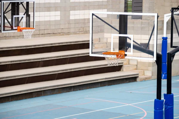 Tiro Close Aro Basquete Uma Quadra Esportes — Fotografia de Stock