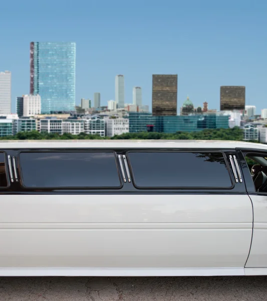 Limousine with skyscrapers on the background — Stock Photo, Image