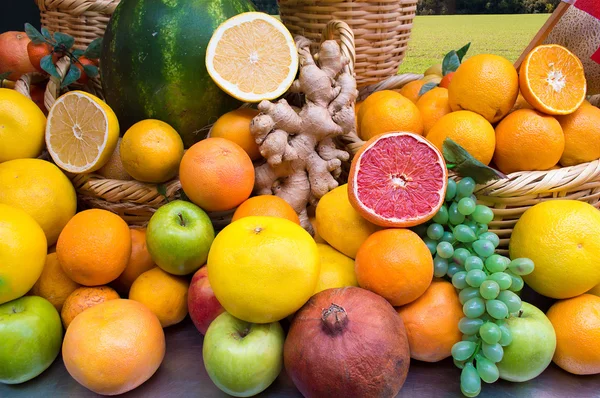 Exotic fruits — Stock Photo, Image