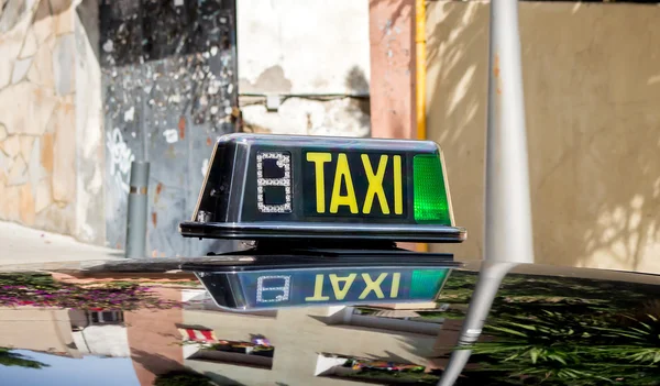 Taxi sign free — Stock Photo, Image