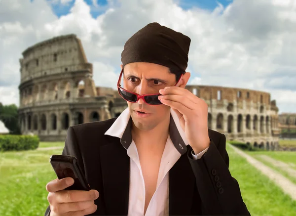 Illegal web browsing in rome — Stock Photo, Image