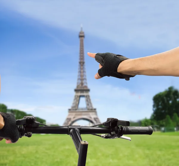 Paris in bicycle — Stock Photo, Image