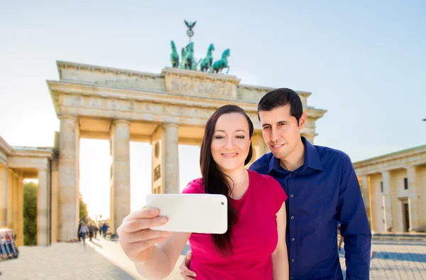 Selfie en brandenburg gate —  Fotos de Stock