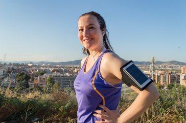 bir ara çalıştırdıktan sonra müzik dinleme