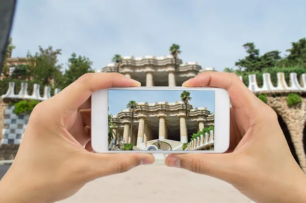 Barcelona'da Park Guell fotoğraf çekimi