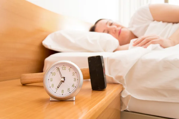 Ready to break the clock — Stock Photo, Image