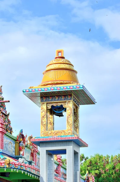 Campanario del templo hindú — Foto de Stock