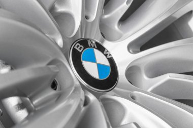 BMW logo hafif alaşım yeni tasarım araba tekerleği