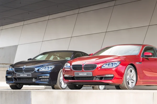 Moderno BMW modelo lineup de primeira classe exclusivo negócio carro sedan — Fotografia de Stock