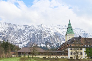 Schloss Elmau is among the Leading Hotels of the World clipart