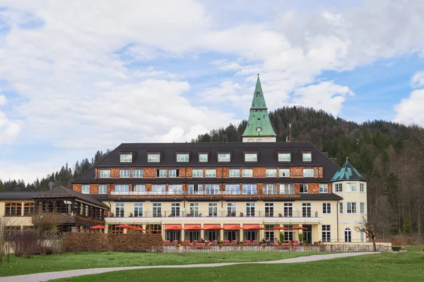 Schloss hotel Elmau udvarán csúcs G8 2015 — Stock Fotó