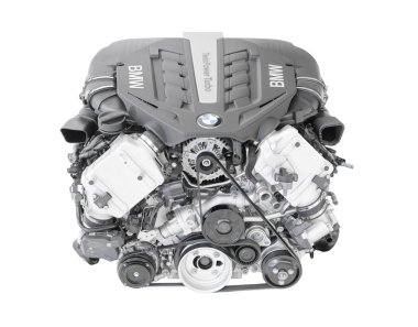 İzole Bmw Twinpower turbo V8 silindir üst aralığı benzinli motor