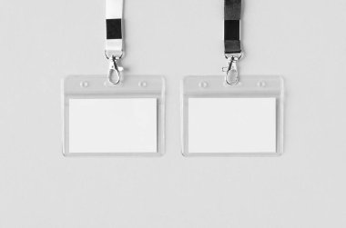 Kimlik kartı sahibi, ipli, yatay