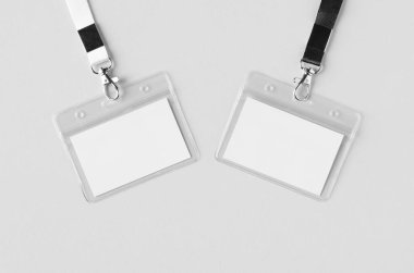 Kimlik kartı sahibi, ipli, yatay