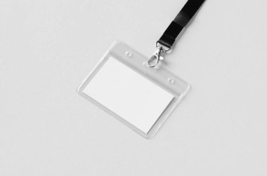 Kimlik kartı sahibi, ipli, yatay