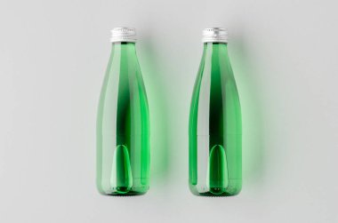 Küçük su şişesi, yeşil cam.