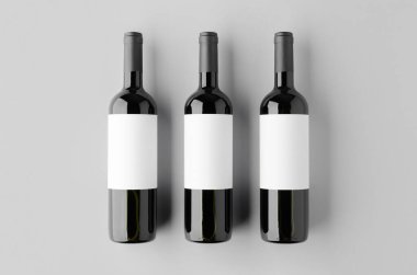 Kırmızı şarap şişesi. Etiketi boş.