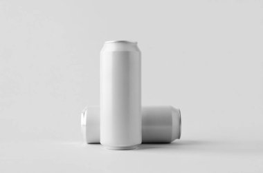 Büyük beyaz bira ya da alüminyum kutu..