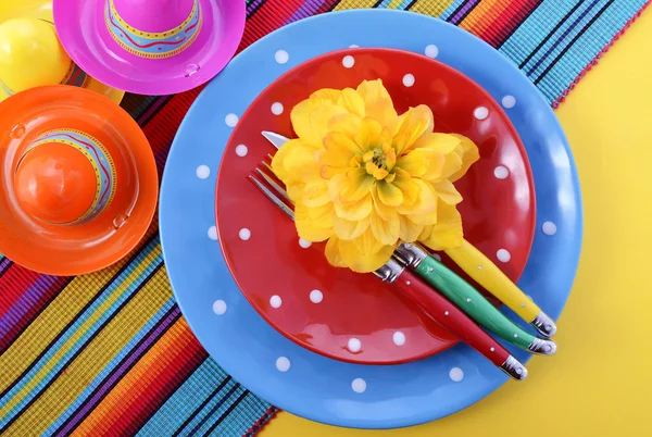 Configuración vibrante de la mesa del Cinco de Mayo . — Foto de Stock