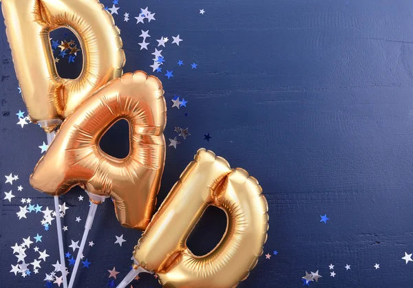 Fathers Day gold Dad balloons. — Stock Photo, Image