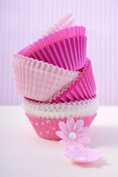 Copas de papel de magdalena rosa — Foto de Stock