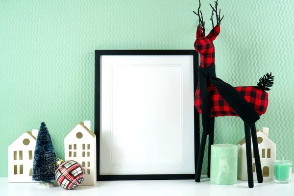 Kerstmis Moderne boerderij stijl Buffalo Plaid decoraties Frame Mockup — Stockfoto