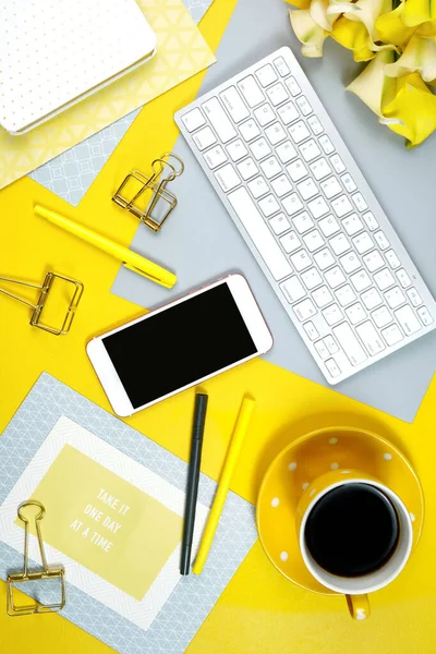 2021 colors of the year, yellow and gray, desktop workspace. — Stock Photo, Image