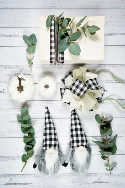 Farmhouse composição criativa estética fundo vista superior flatlay. — Fotografia de Stock