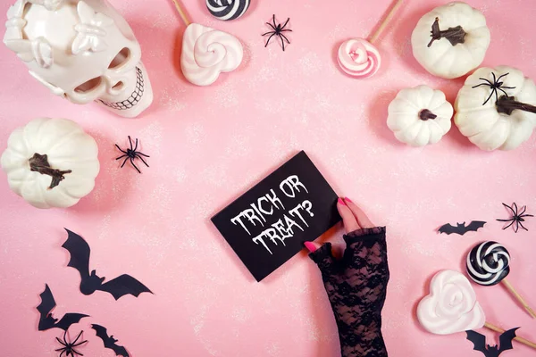 Modern pink Halloween theme flatly background. — Stock Photo, Image