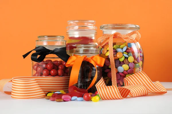 Halloween truc of behandelen candy — Stockfoto