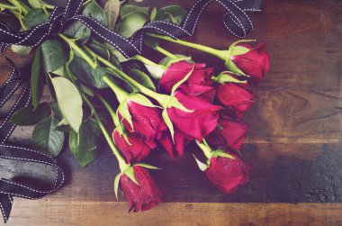 St Sevgililer günü kırmızı gül